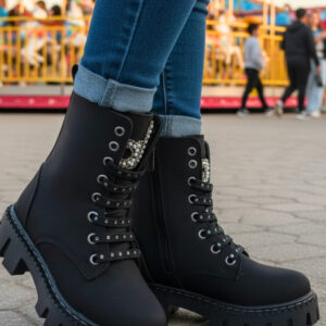 Kız Çocuk Siyah Postal Bot Taş Detaylı Bağcıklı Fermuarlı