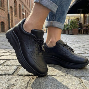 Kadın Siyah Bağcıklı Günlük Spor Ayakkabı Kalın Taban Rahat Yürüyüş Sneaker